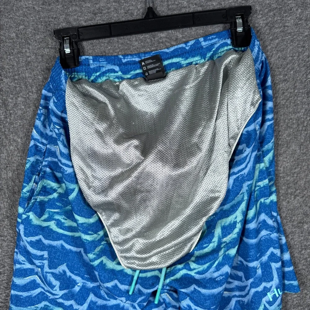 HUK Waves Volley Swim Trunk Shorts Mens Medium Blue Lined Drawstring Stretch